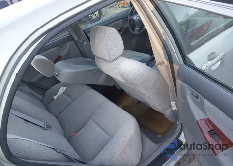 2003 Toyota Corolla Le z USA, uszkodzony, nr VIN 2T1BR32E03C154226